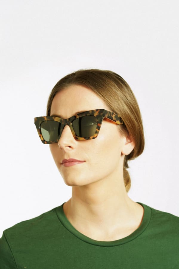 Sienna - Tortoise - Image 5