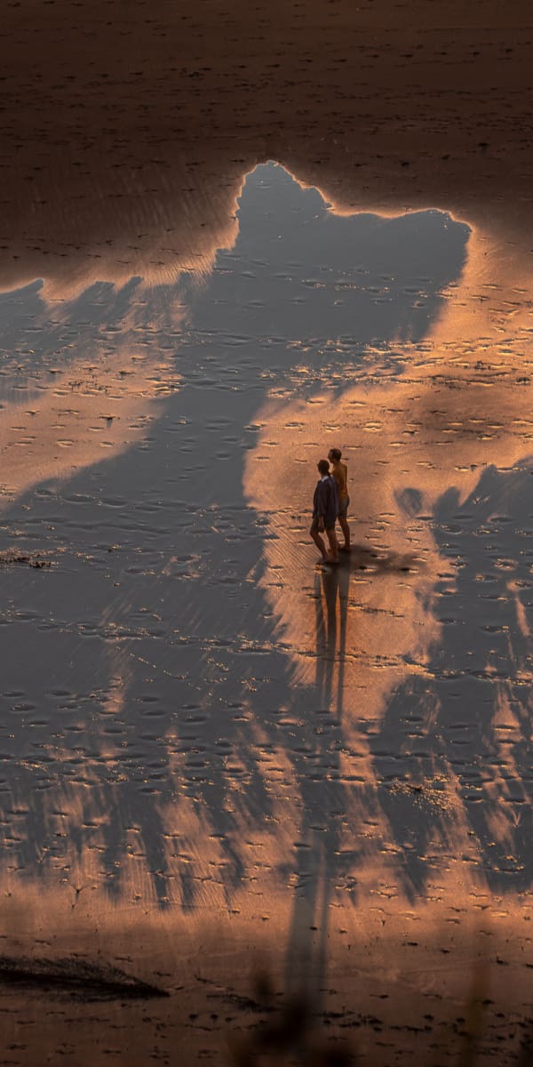 Derek Hughes, Shadows